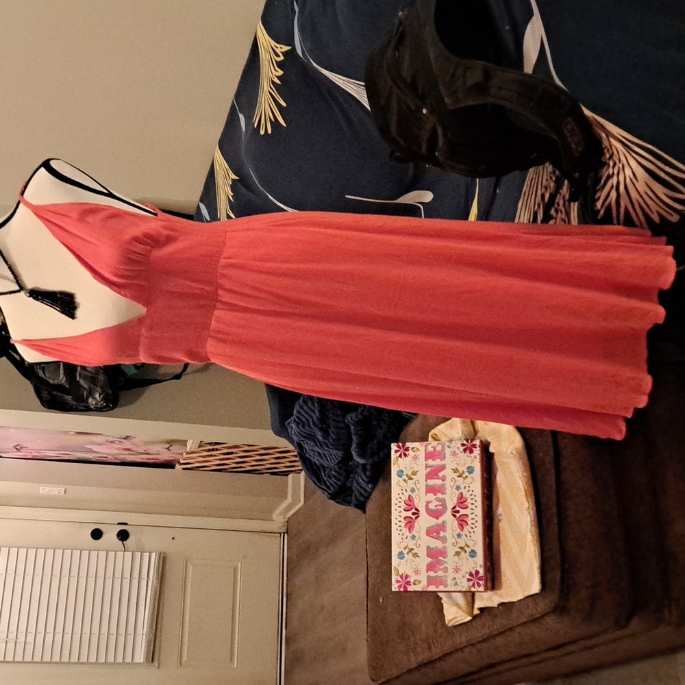 NWOT DRESS WITH ADJUSTABLE STRAPS